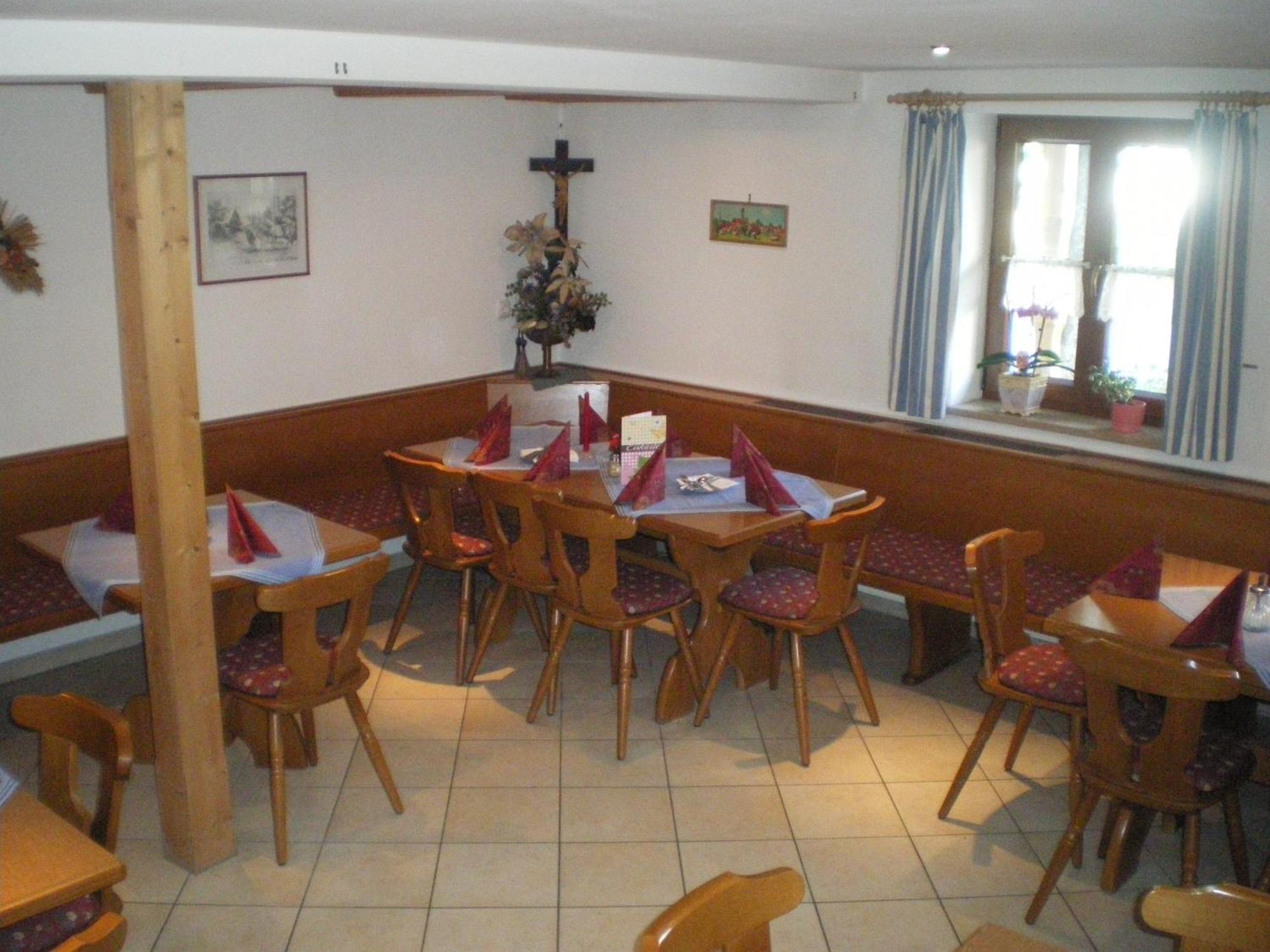 Gasthaus Und Landhotel Wiedmann Eresing ภายนอก รูปภาพ