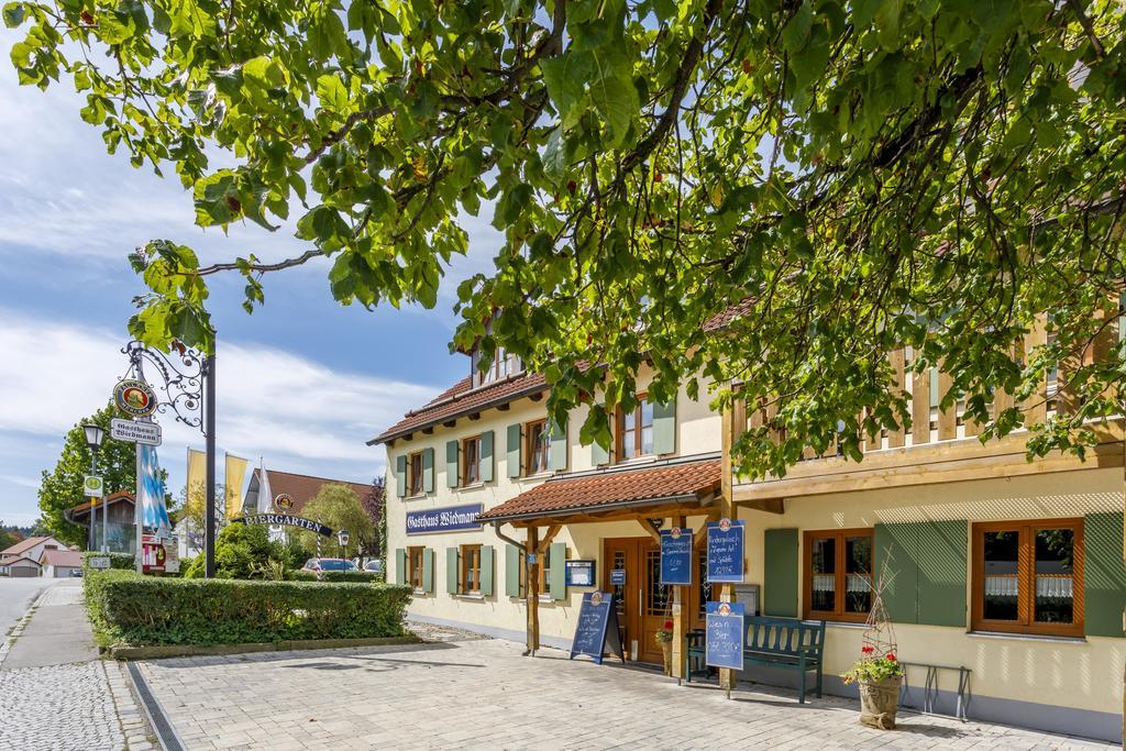 Gasthaus Und Landhotel Wiedmann Eresing ภายนอก รูปภาพ