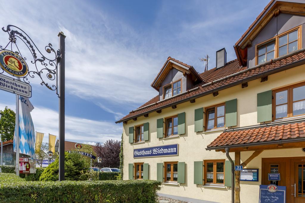 Gasthaus Und Landhotel Wiedmann Eresing ภายนอก รูปภาพ